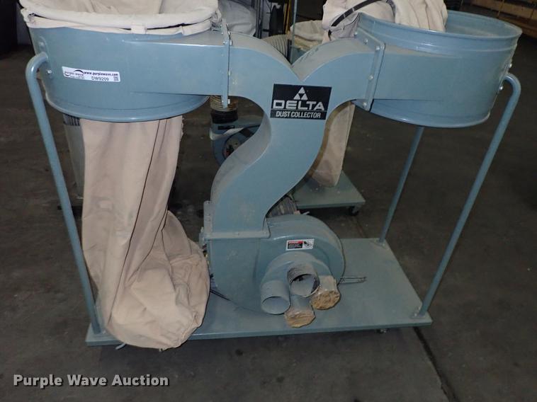 image for item DF1150 DeWalt 1628 saw