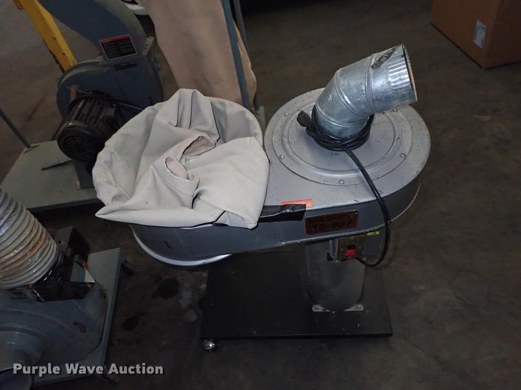 image for item DF1150 DeWalt 1628 saw