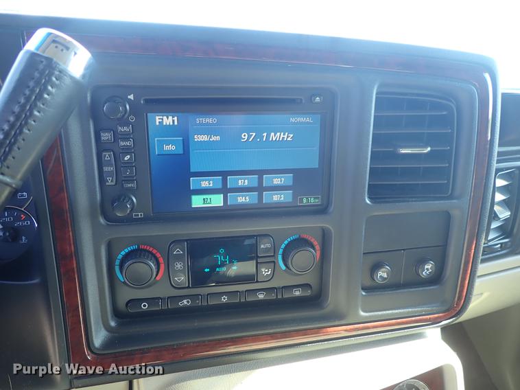 image for item DF1152 2006 Cadillac Escalade Platinum Platinum SUV