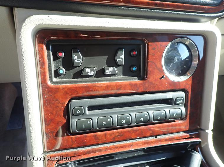 image for item DF1152 2006 Cadillac Escalade Platinum Platinum SUV