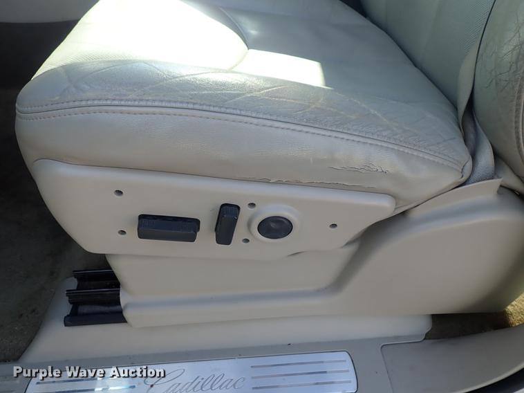 image for item DF1152 2006 Cadillac Escalade Platinum Platinum SUV