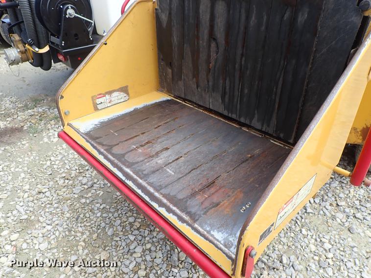 image for item DF1177 Vermeer BC1000XL chipper