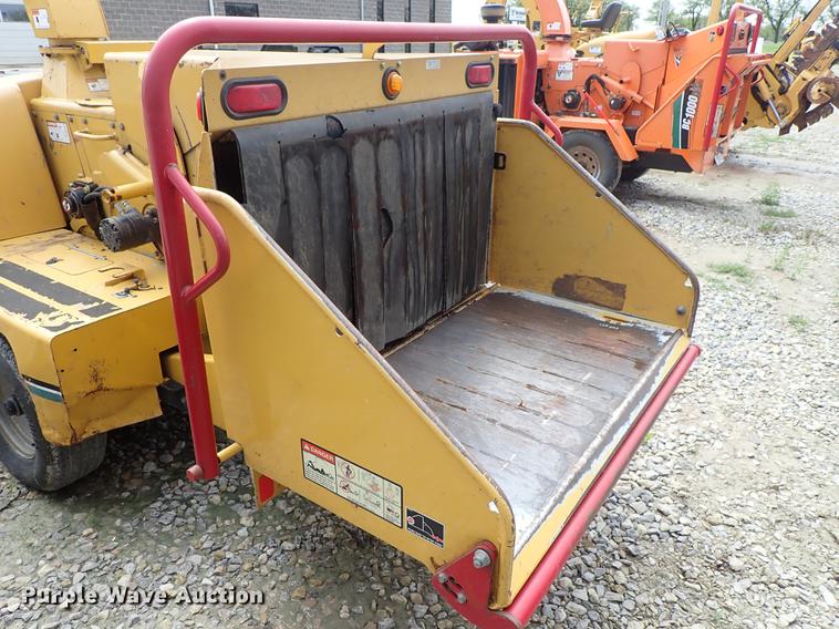 image for item DF1177 Vermeer BC1000XL chipper