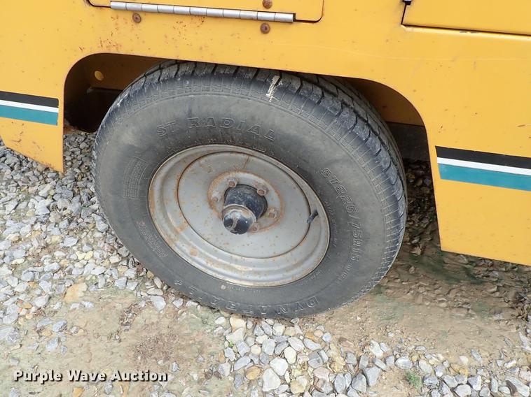 image for item DF1177 Vermeer BC1000XL chipper