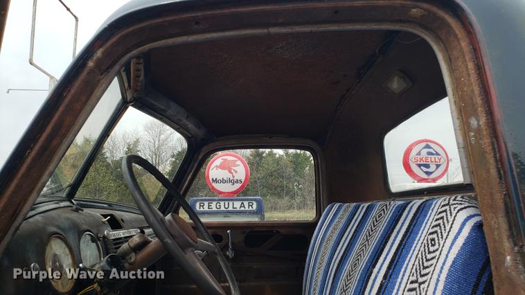 image for item DF3413 1950 GMC pickup truck