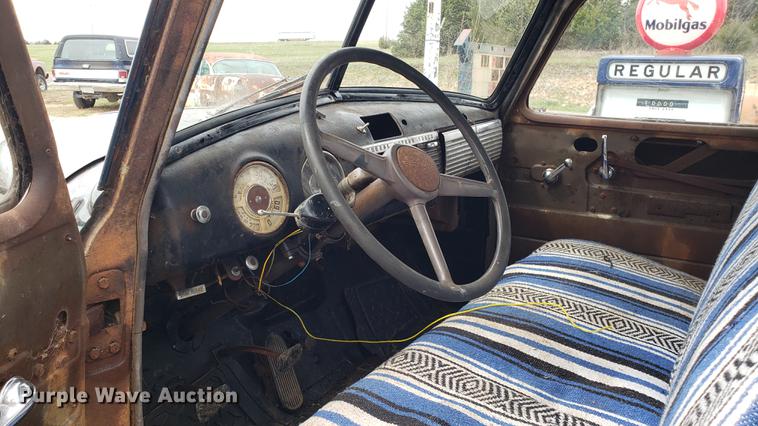 image for item DF3413 1950 GMC pickup truck