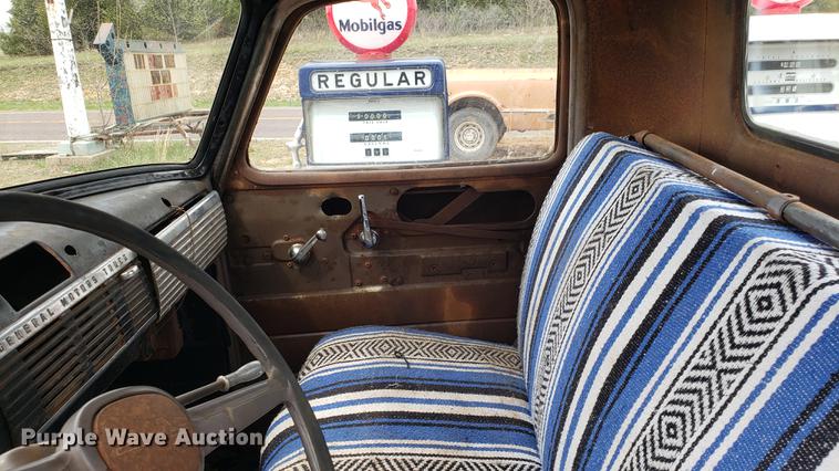 image for item DF3413 1950 GMC pickup truck