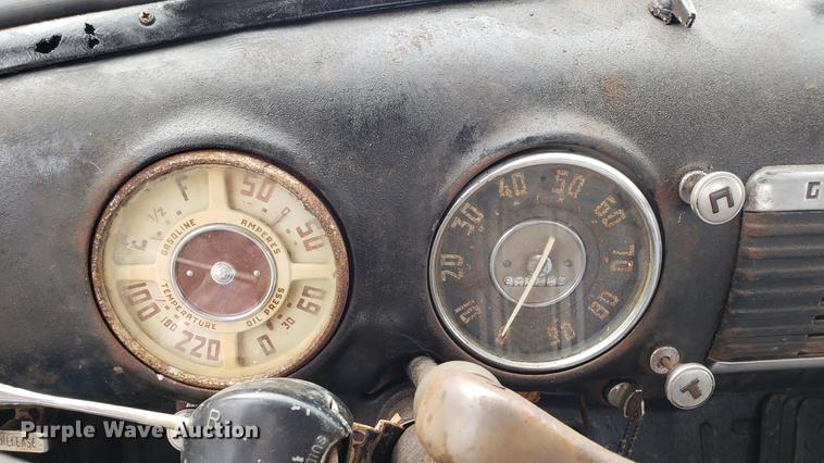image for item DF3413 1950 GMC pickup truck