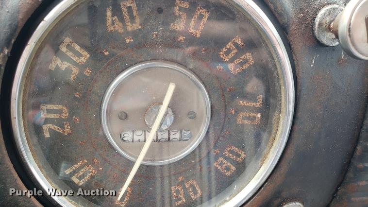 image for item DF3413 1950 GMC pickup truck