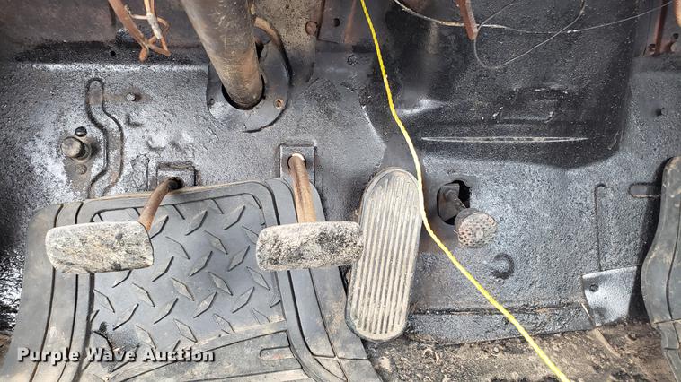 image for item DF3413 1950 GMC pickup truck