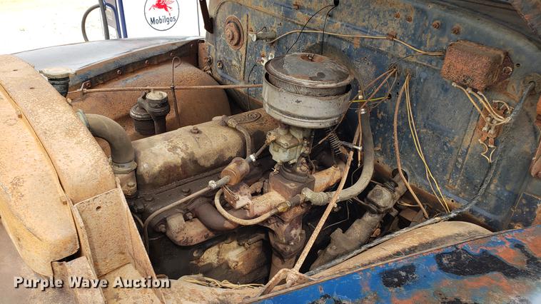 image for item DF3413 1950 GMC pickup truck