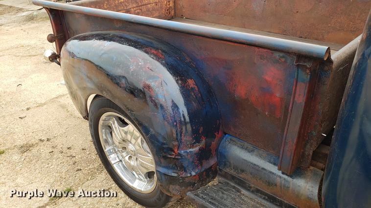 image for item DF3413 1950 GMC pickup truck