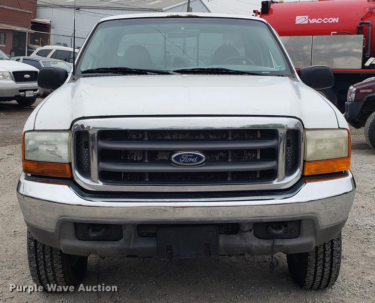 image for item DF3455 1999 Ford F250 Super Duty SuperCab pickup truck