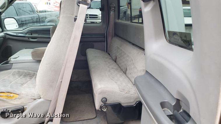 image for item DF3455 1999 Ford F250 Super Duty SuperCab pickup truck