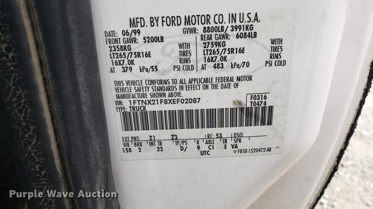 image for item DF3455 1999 Ford F250 Super Duty SuperCab pickup truck