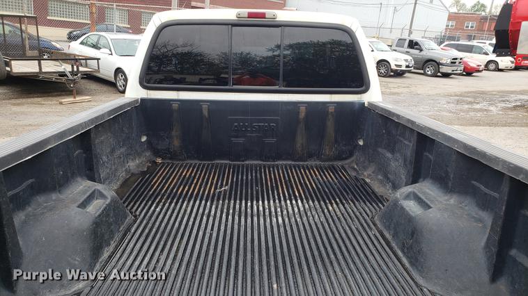 image for item DF3456 2000 Ford F350 Super Duty Crew Cab pickup truck