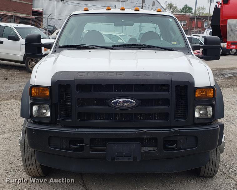 image for item DF3457 2008 Ford F450 Super Duty Crew Cab truck cab and chassis