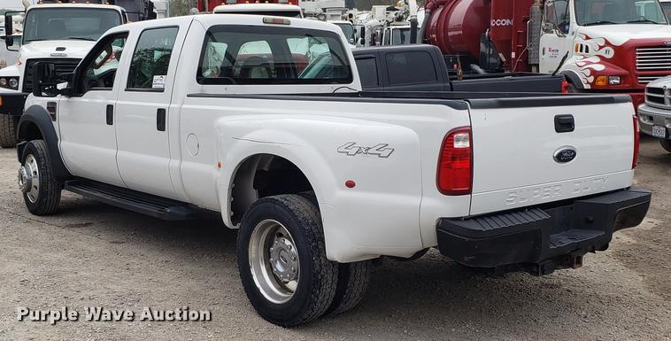 image for item DF3457 2008 Ford F450 Super Duty Crew Cab truck cab and chassis