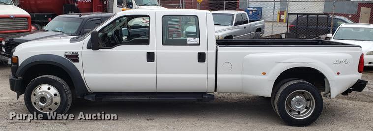 image for item DF3457 2008 Ford F450 Super Duty Crew Cab truck cab and chassis