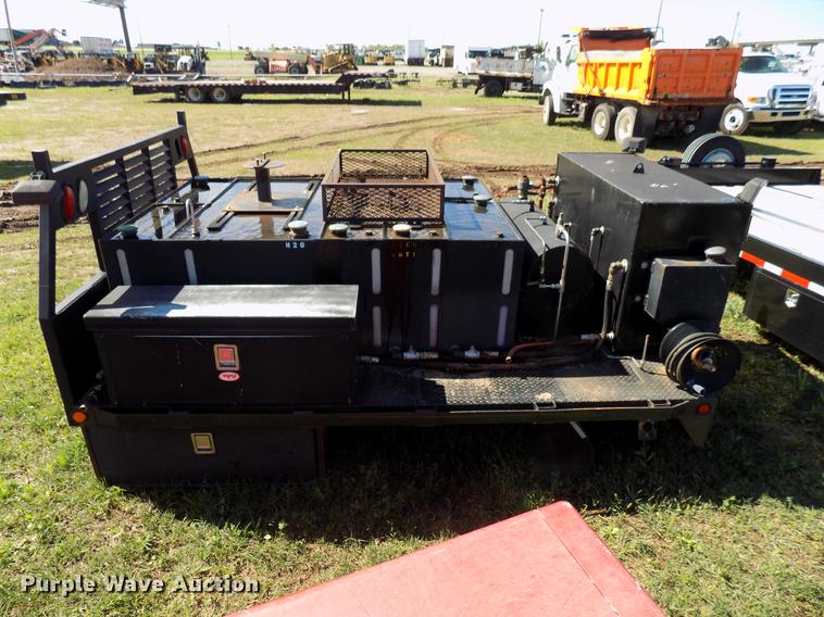 image for item DF4450 11'L x 8'W flatbed