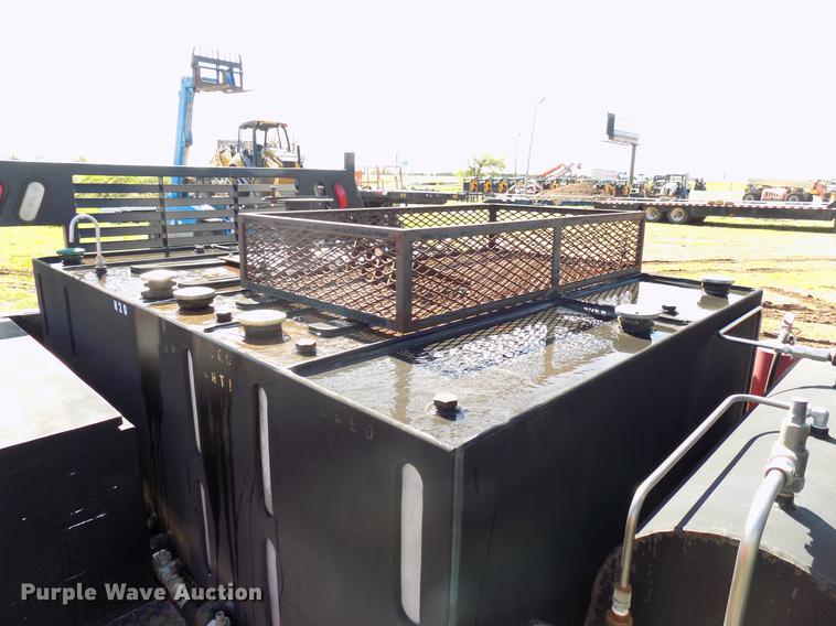 image for item DF4450 11'L x 8'W flatbed