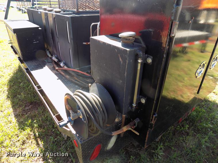 image for item DF4450 11'L x 8'W flatbed