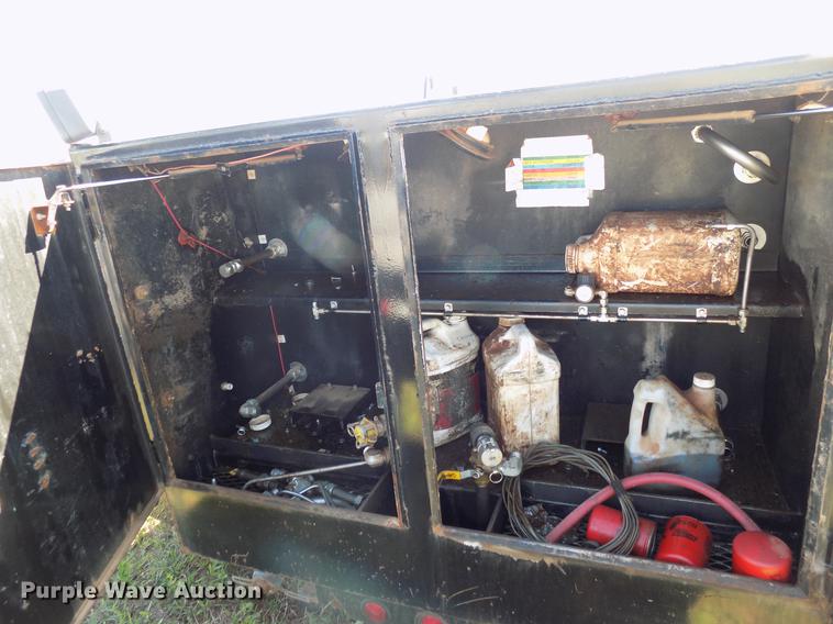 image for item DF4450 11'L x 8'W flatbed