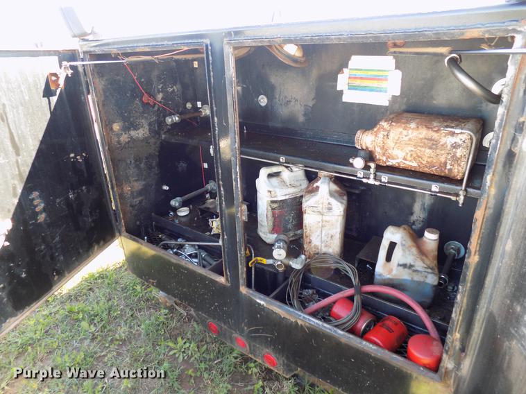 image for item DF4450 11'L x 8'W flatbed