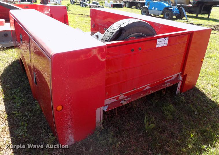 image for item DF4452 113"L x 91"W utility bed