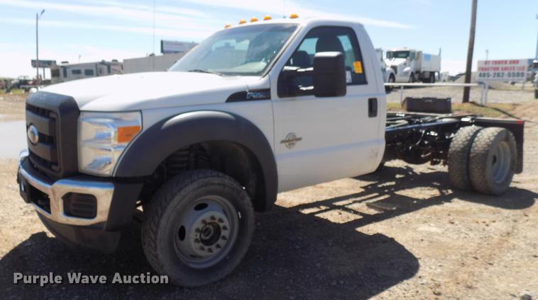 image for item DF4462 2011 Ford F550 Super Duty truck cab and chassis