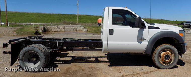 image for item DF4462 2011 Ford F550 Super Duty truck cab and chassis