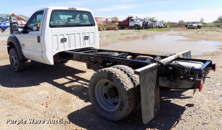 image for item DF4462 2011 Ford F550 Super Duty truck cab and chassis