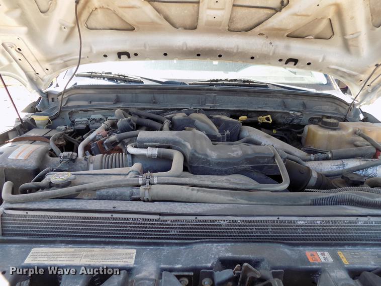 image for item DF4462 2011 Ford F550 Super Duty truck cab and chassis