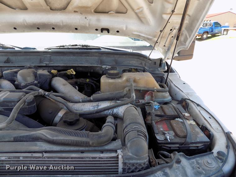 image for item DF4462 2011 Ford F550 Super Duty truck cab and chassis