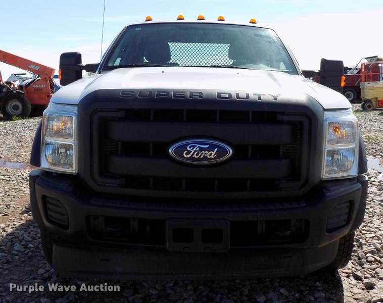 image for item DF4463 2011 Ford F450 Super Duty SuperCab utility bed truck