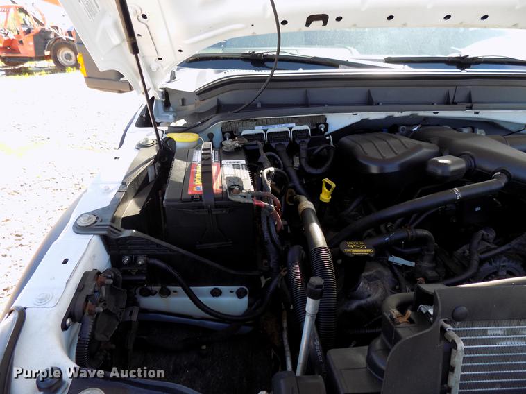 image for item DF4463 2011 Ford F450 Super Duty SuperCab utility bed truck