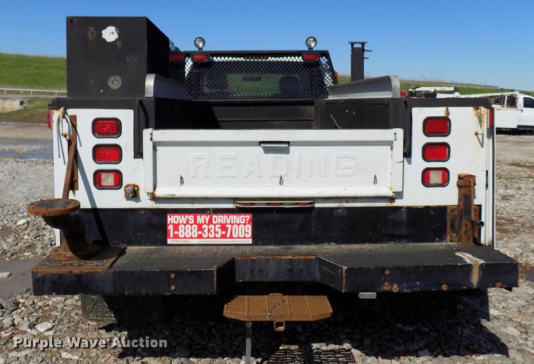 image for item DF4463 2011 Ford F450 Super Duty SuperCab utility bed truck