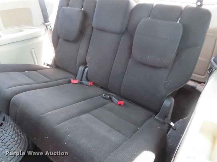 image for item DF7813 2014 Dodge Grand Caravan van