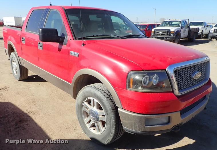 image for item DF8813 2004 Ford F150 SuperCrew pickup truck