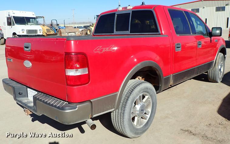 image for item DF8813 2004 Ford F150 SuperCrew pickup truck