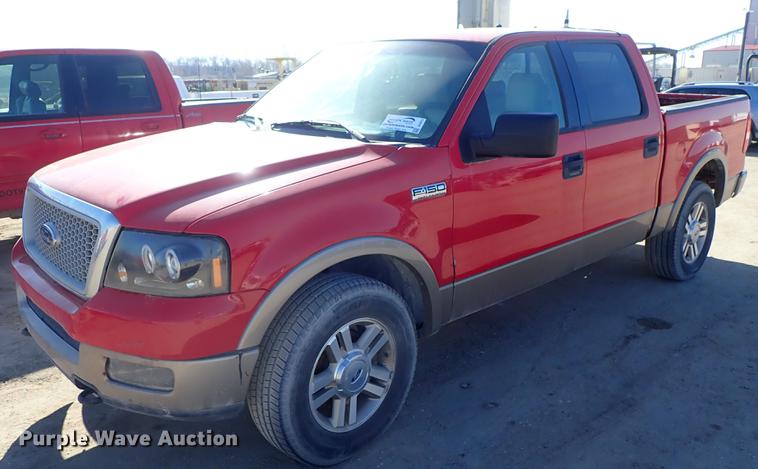 image for item DF8813 2004 Ford F150 SuperCrew pickup truck