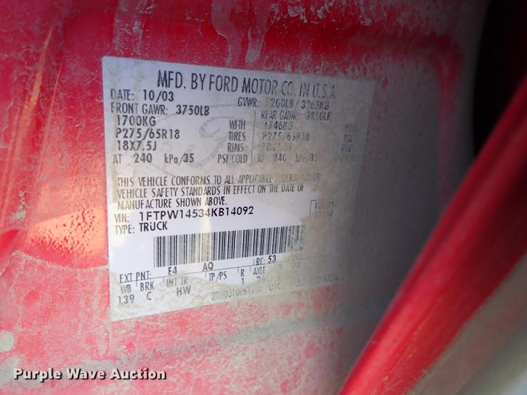 image for item DF8813 2004 Ford F150 SuperCrew pickup truck