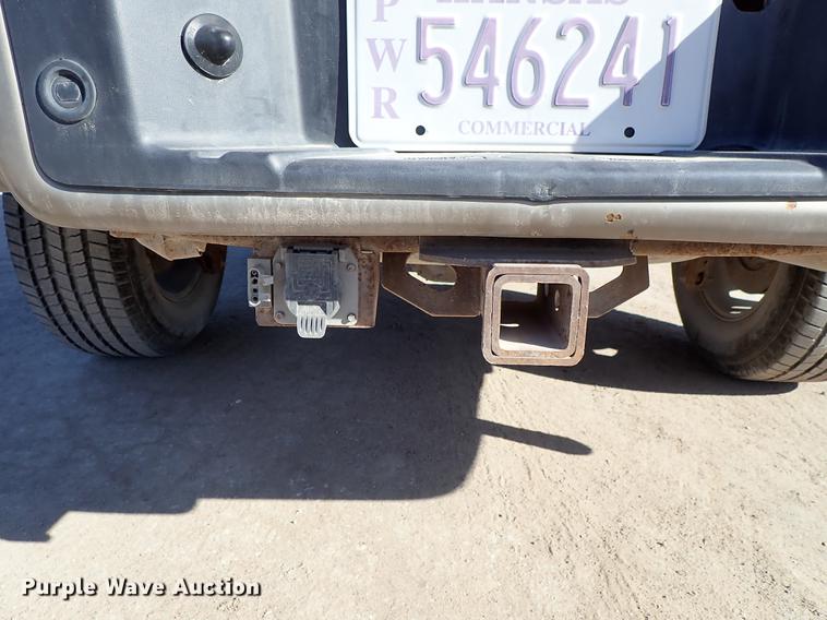 image for item DF8813 2004 Ford F150 SuperCrew pickup truck