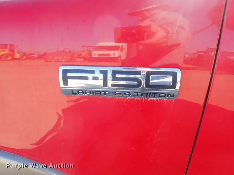 image for item DF8813 2004 Ford F150 SuperCrew pickup truck