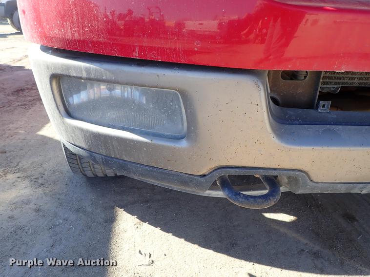 image for item DF8813 2004 Ford F150 SuperCrew pickup truck