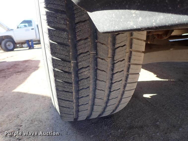 image for item DF8813 2004 Ford F150 SuperCrew pickup truck