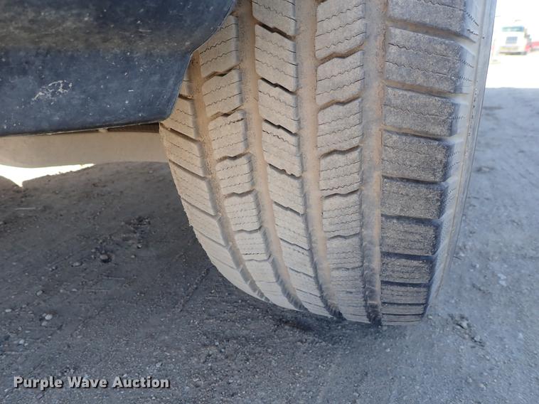 image for item DF8813 2004 Ford F150 SuperCrew pickup truck