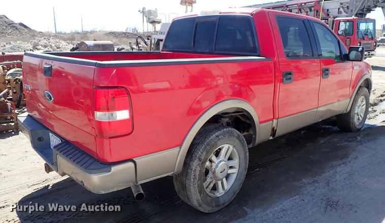 image for item DF8847 2004 Ford F150 SuperCrew pickup truck