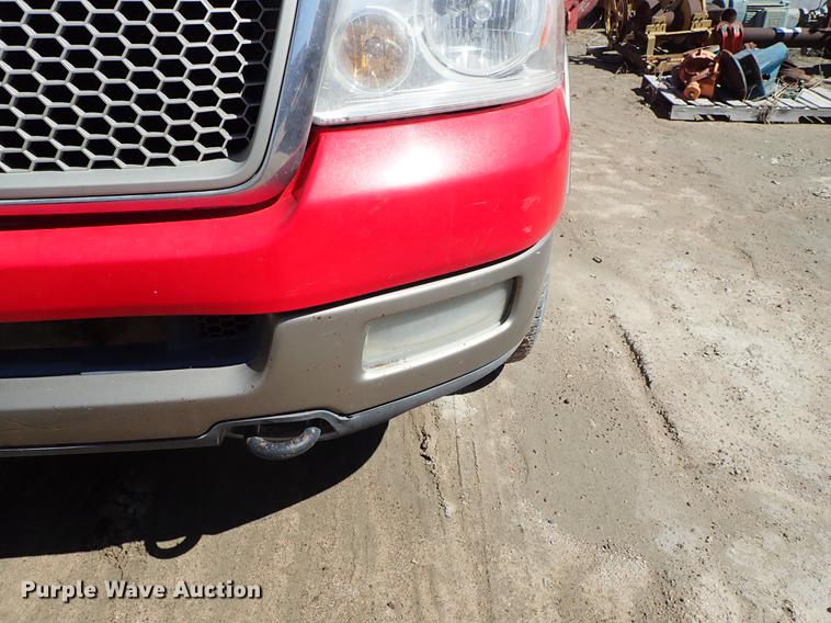 image for item DF8847 2004 Ford F150 SuperCrew pickup truck