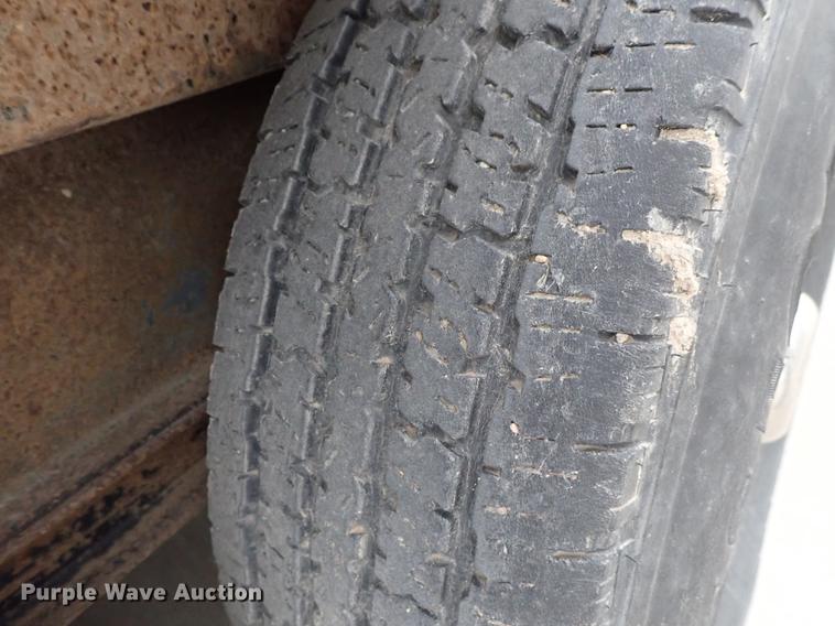 image for item DF8853 2004 Pace American Sport enclosed cargo trailer